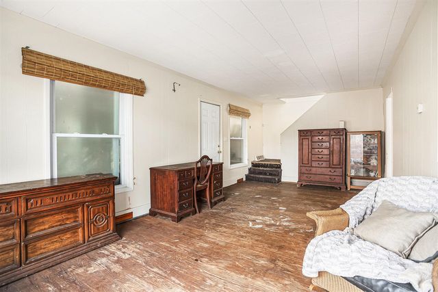 111 River Drive, Three Rivers, MI 49093