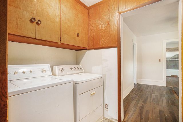 111 River Drive, Three Rivers, MI 49093