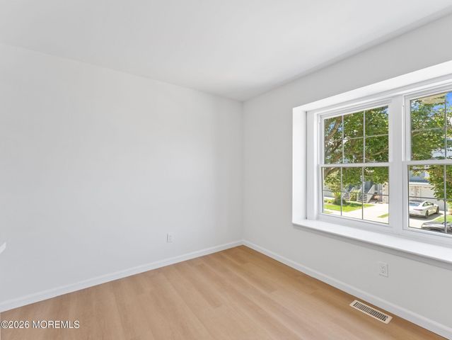 122 Spinnaker Way, Neptune Township, NJ 07753