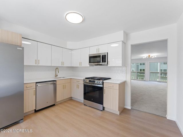 122 Spinnaker Way, Neptune Township, NJ 07753