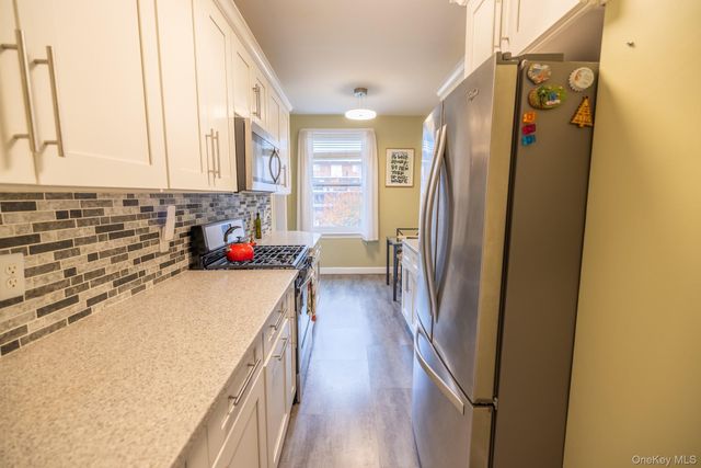 185 Atlantic Avenue B8, Lynbrook, NY 11563