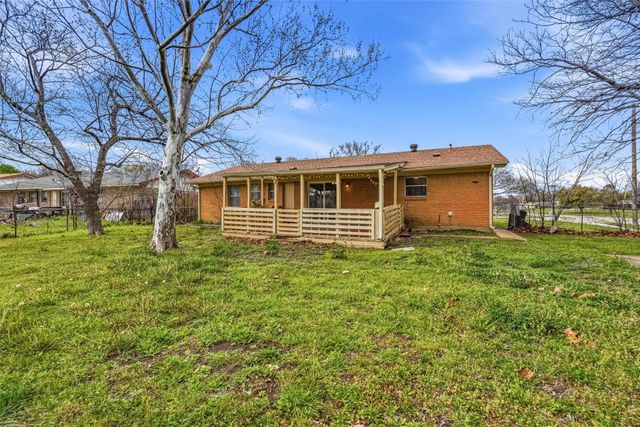 2502 Wanda Drive, Mesquite, TX 75149