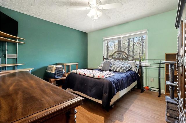 134 Hidden Valley Road, Fayetteville, GA 30214