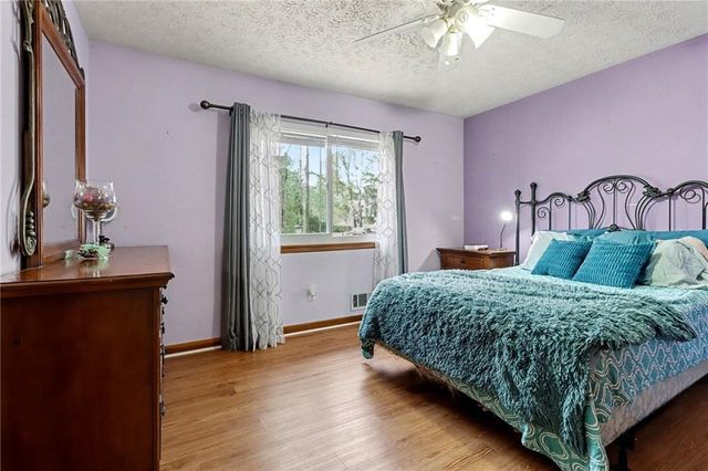 134 Hidden Valley Road, Fayetteville, GA 30214