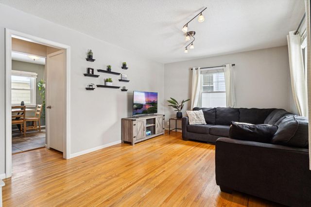 2713 Brunswick Avenue S, Saint Louis Park, MN 55416