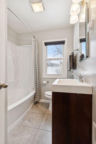 2713 Brunswick Avenue S, Saint Louis Park, MN 55416