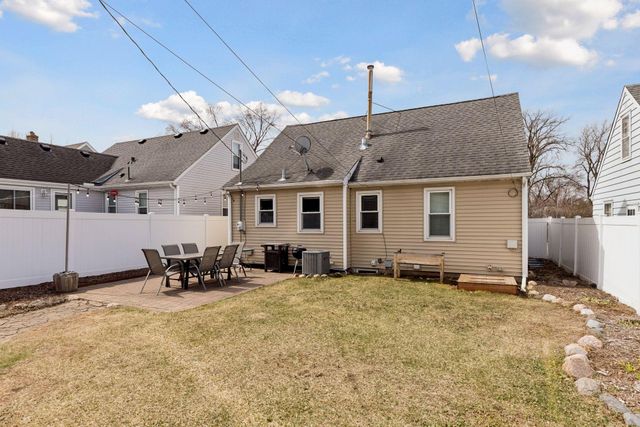 2713 Brunswick Avenue S, Saint Louis Park, MN 55416