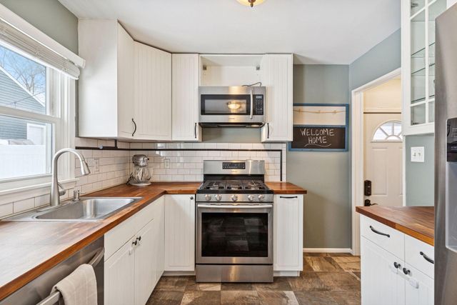 2713 Brunswick Avenue S, Saint Louis Park, MN 55416