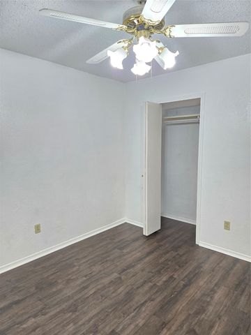 906 High Country Drive, Garland, TX 75041