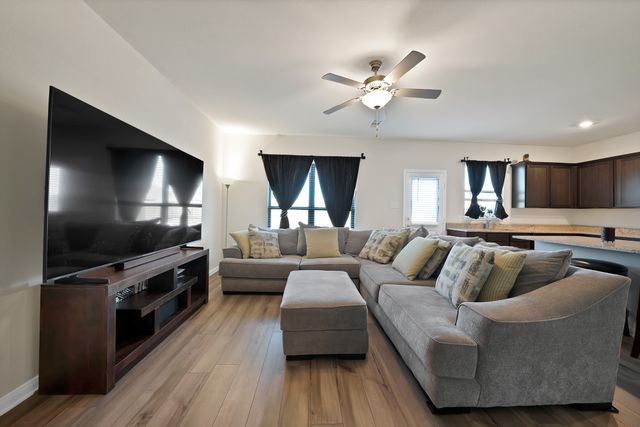 233 Lewis Lane, Venus, TX 76084