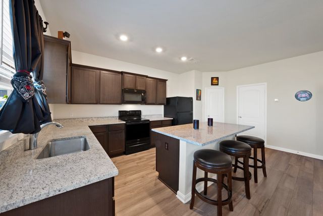 233 Lewis Lane, Venus, TX 76084