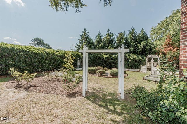 621 Sand Trap Drive, Rocky Mount, NC 27804