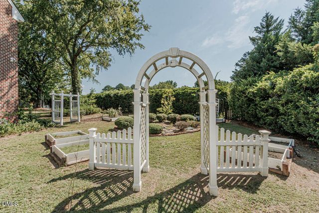 621 Sand Trap Drive, Rocky Mount, NC 27804
