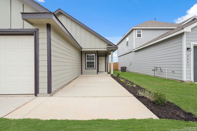 2043 Olivia Drive, New Braunfels, TX 78130