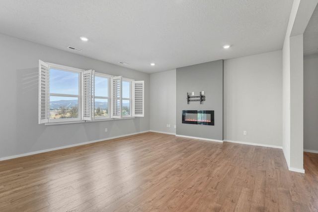 20623 E Valley Vista Dr, Liberty Lake, WA 99019