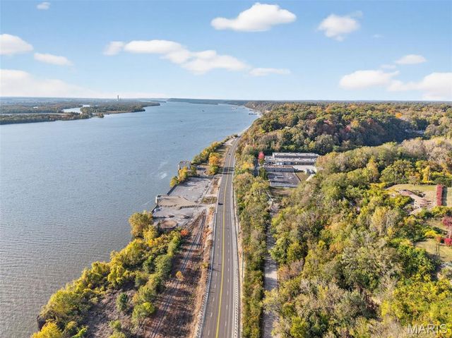 3412 Emma Ln Lane, Godfrey, IL 62035