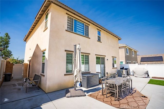 6435 Canyonlands, Jurupa Valley, CA 92509