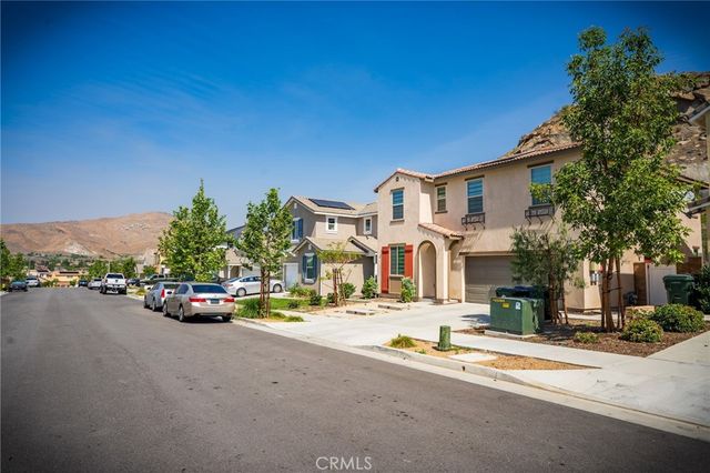 6435 Canyonlands, Jurupa Valley, CA 92509