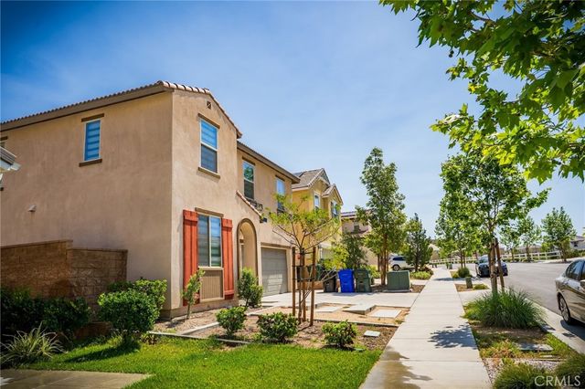 6435 Canyonlands, Jurupa Valley, CA 92509