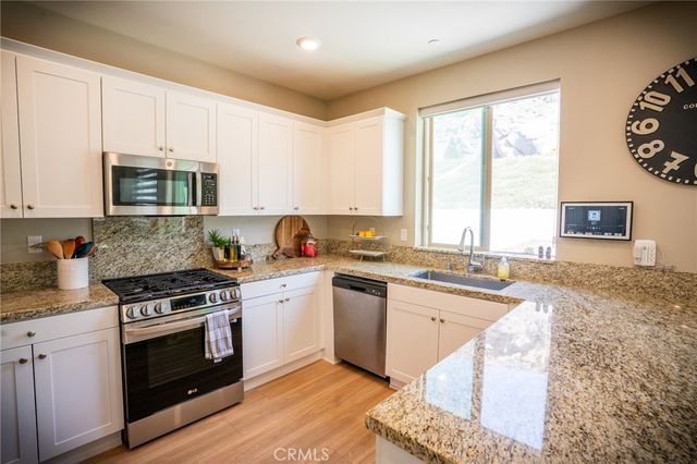 6435 Canyonlands, Jurupa Valley, CA 92509