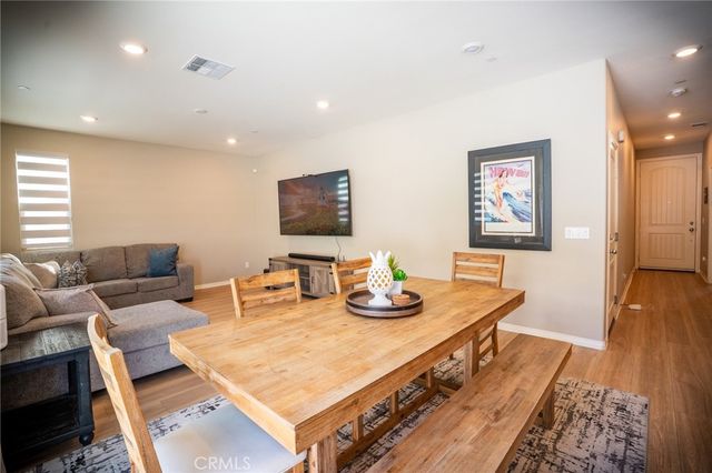 6435 Canyonlands, Jurupa Valley, CA 92509