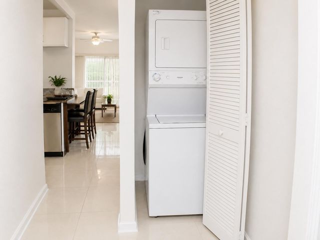 75 Whitehead Circle 75, Weston, FL 33326