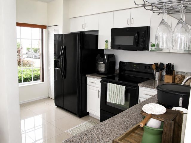 75 Whitehead Circle 75, Weston, FL 33326