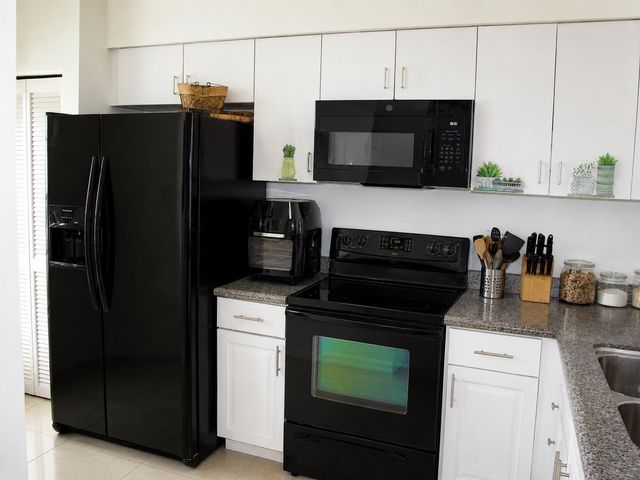 75 Whitehead Circle 75, Weston, FL 33326