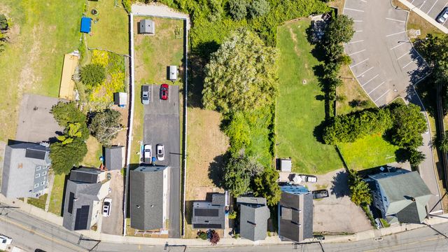 188 Shaw Street, New London, CT 06320