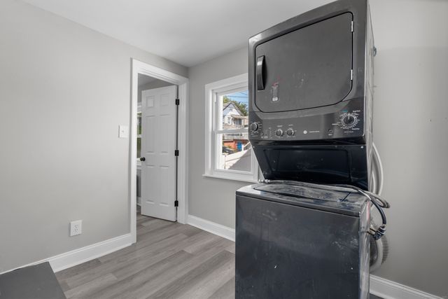 188 Shaw Street, New London, CT 06320