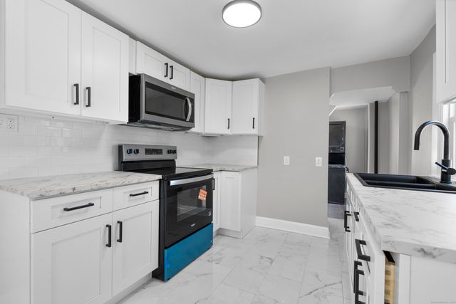 188 Shaw Street, New London, CT 06320