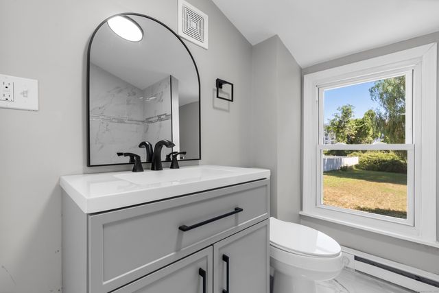 188 Shaw Street, New London, CT 06320