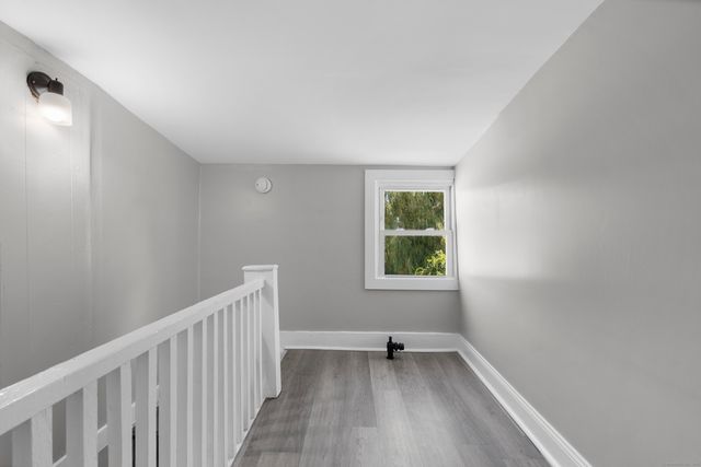 188 Shaw Street, New London, CT 06320