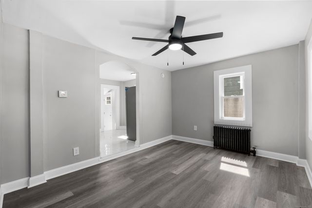 188 Shaw Street, New London, CT 06320