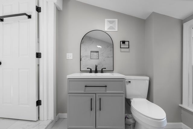 188 Shaw Street, New London, CT 06320