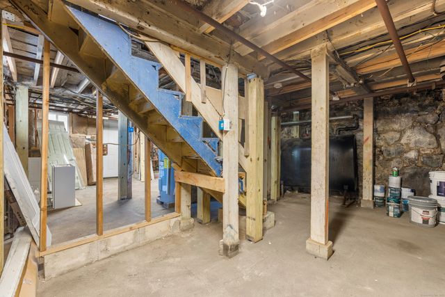 188 Shaw Street, New London, CT 06320