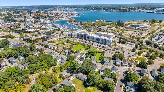 188 Shaw Street, New London, CT 06320