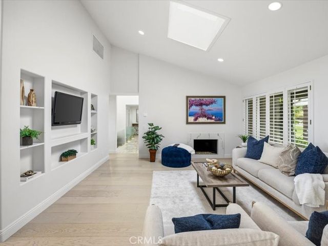 2010 Pioneer Ave., Fullerton, CA 92831