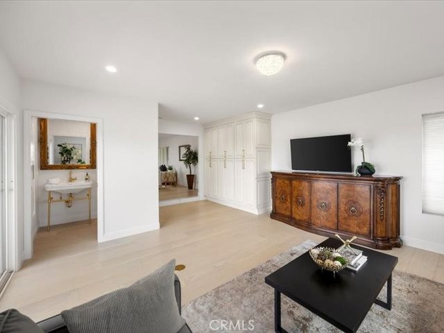 2010 Pioneer Ave., Fullerton, CA 92831