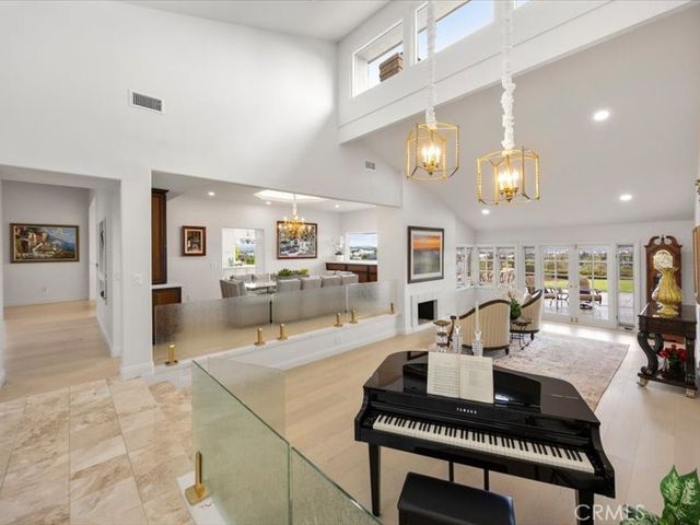 2010 Pioneer Ave., Fullerton, CA 92831
