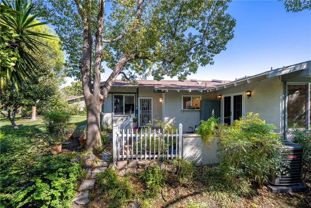 608 A Avenida Sevilla, Laguna Woods, CA 92637 — exterior