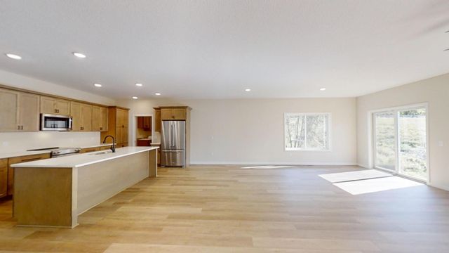 2804 Oak Lawn Drive, Northfield, MN 55057