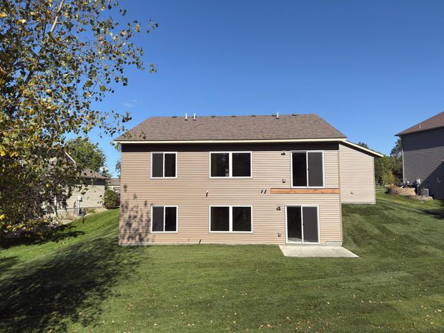 2804 Oak Lawn Drive, Northfield, MN 55057