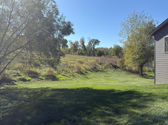 2804 Oak Lawn Drive, Northfield, MN 55057