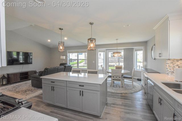 1174 Prudence Drive, Waterford Charter Township, MI 48327