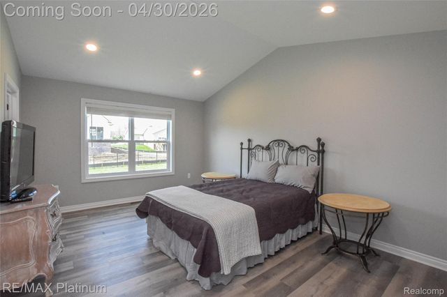 1174 Prudence Drive, Waterford Charter Township, MI 48327
