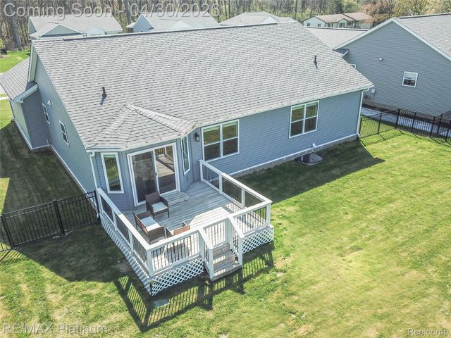 1174 Prudence Drive, Waterford Charter Township, MI 48327