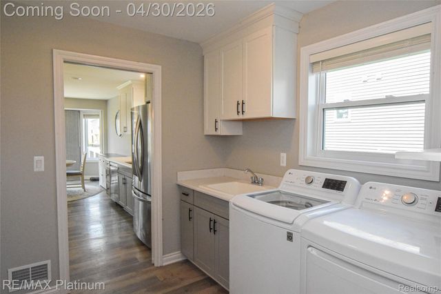 1174 Prudence Drive, Waterford Charter Township, MI 48327