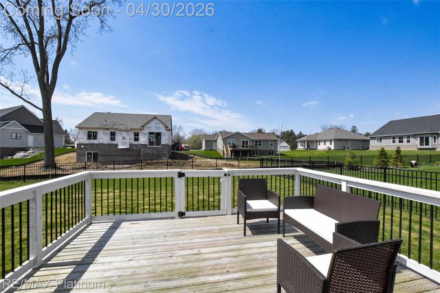 1174 Prudence Drive, Waterford Charter Township, MI 48327