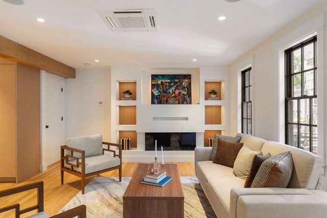 9B Mt. Auburn Street B, Cambridge, MA 02138